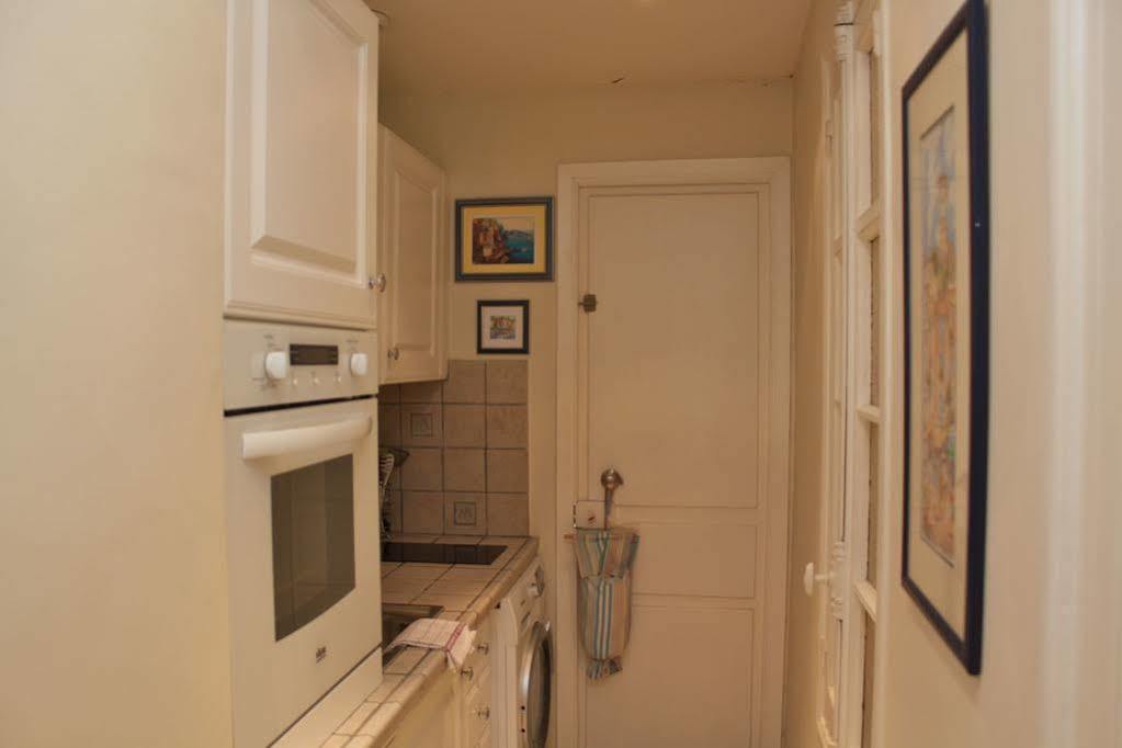 Very Charming Studio Apartment On Port In Cannes A Short Walk To Palais With Aircon And Internet 411 Екстер'єр фото