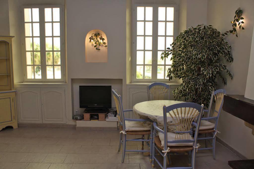 Very Charming Studio Apartment On Port In Cannes A Short Walk To Palais With Aircon And Internet 411 Екстер'єр фото