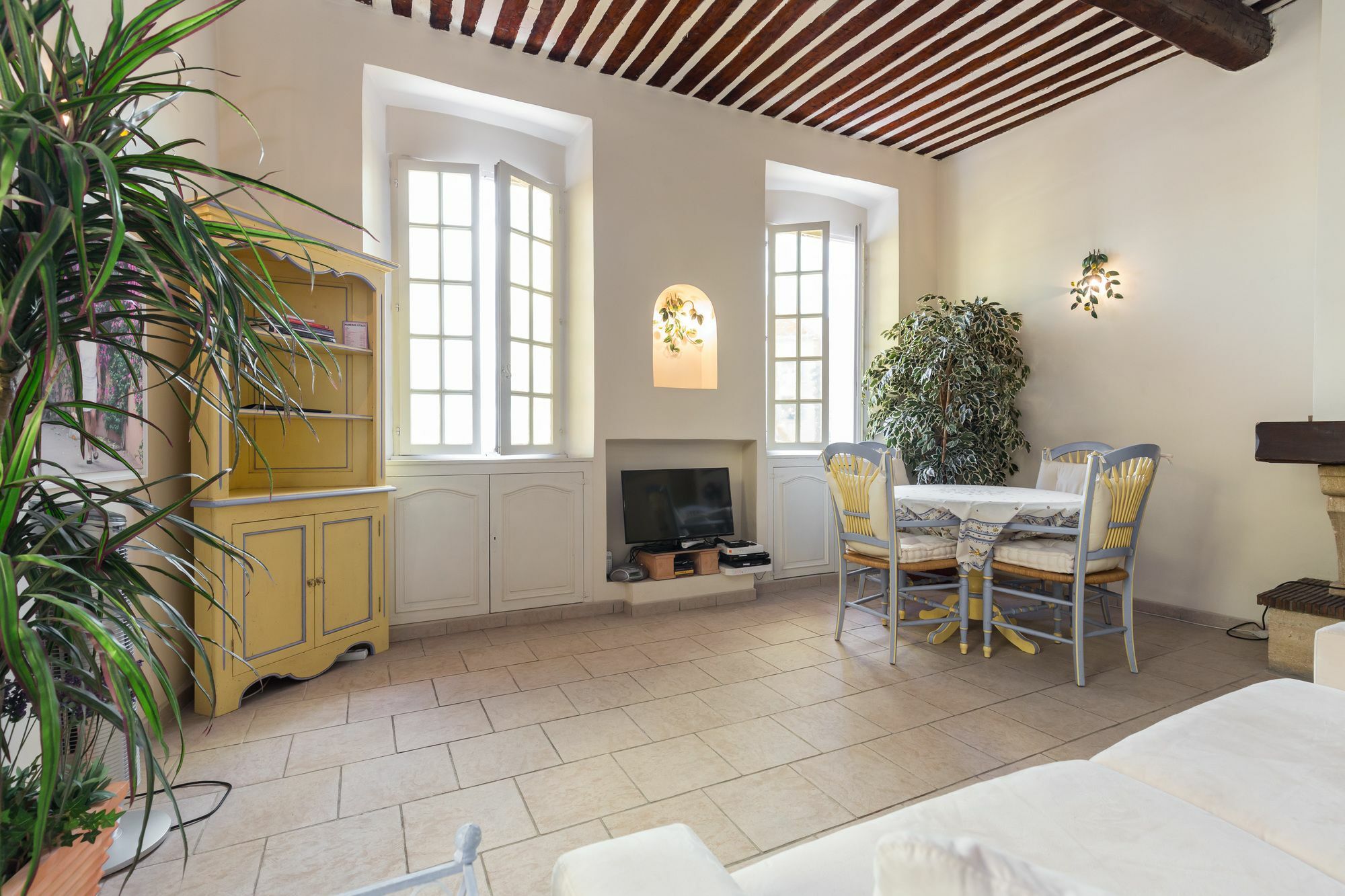 Very Charming Studio Apartment On Port In Cannes A Short Walk To Palais With Aircon And Internet 411 Екстер'єр фото